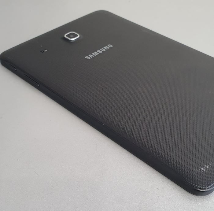 samsung galaxy tab e ***do 12 rata*** r1! - slika 4
