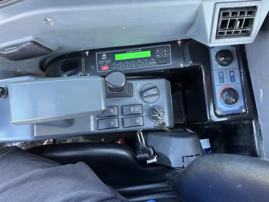 sany sy50u - slika 11