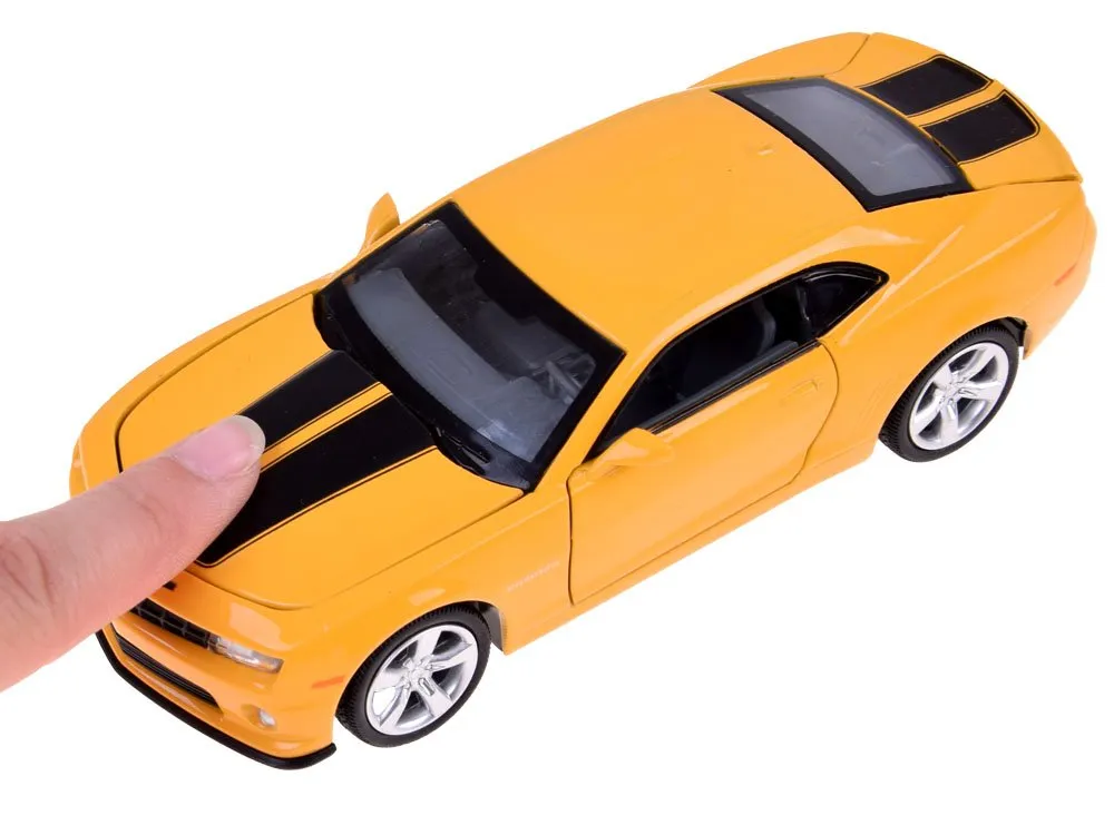 automobil chevrolet camaro ss 1:32 na frikcijski pogon - žuti - slika 6