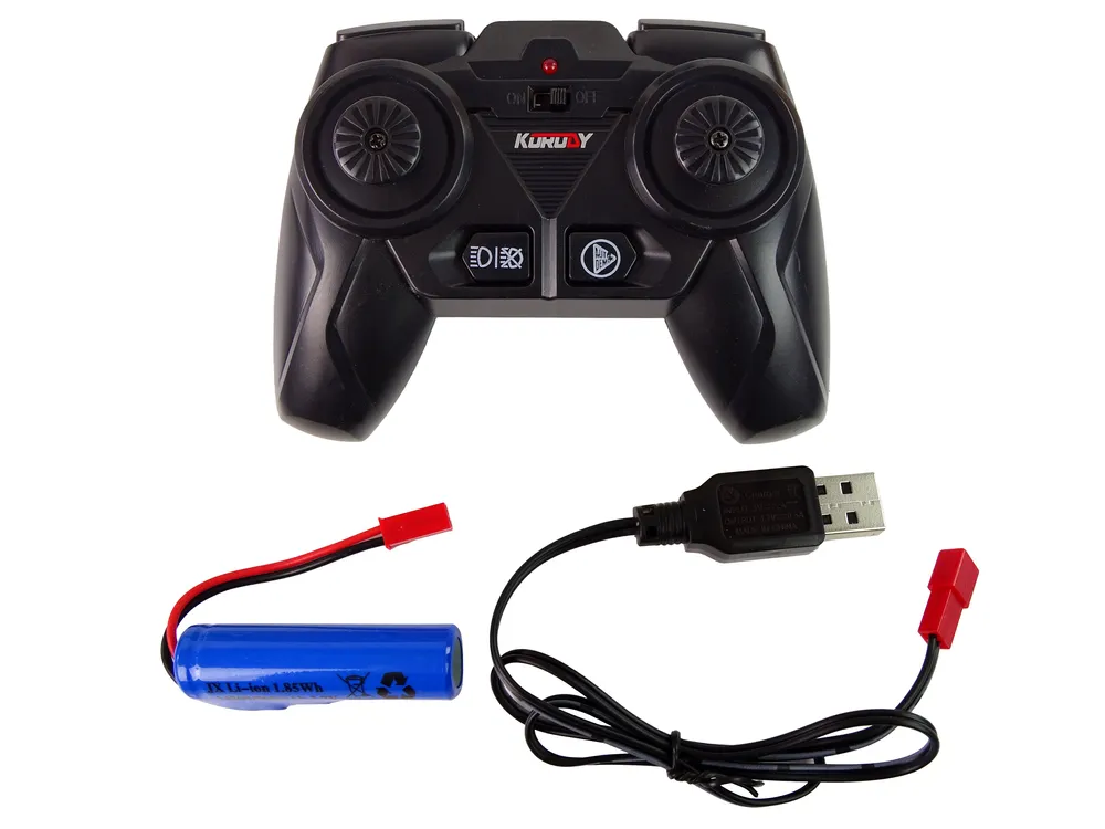 plavi traktor s prešom za baliranje - slika 6