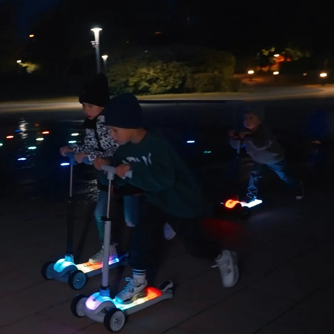 lumiride led romobil na tri kotača za djecu plavi - slika 9