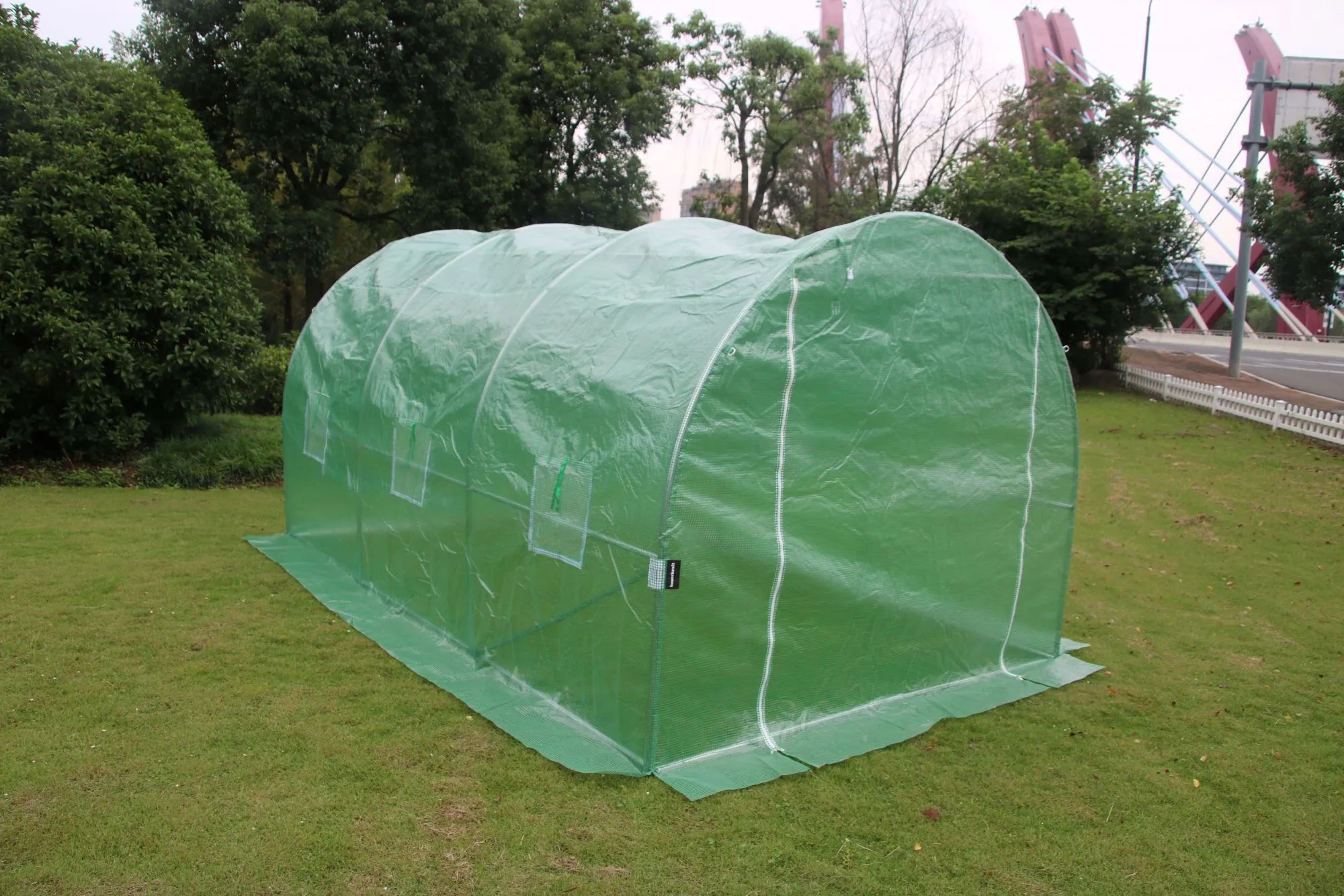 vrtni tunelski staklenik 4 × 2,5 × 2 m, 10 m², s metalnom konstrukcijom i uv-otpornom folijom - slika 7