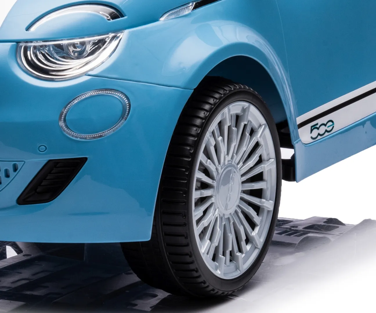fiat 500e blue vozilo na akumulator - slika 8