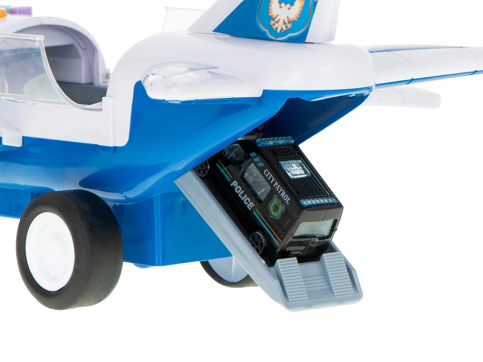 transportni avion s policijskim vozilima - slika 9