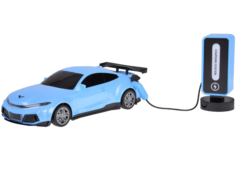 auto + stanica za punjenje, električni auto s obojenim svjetlima - slika 7