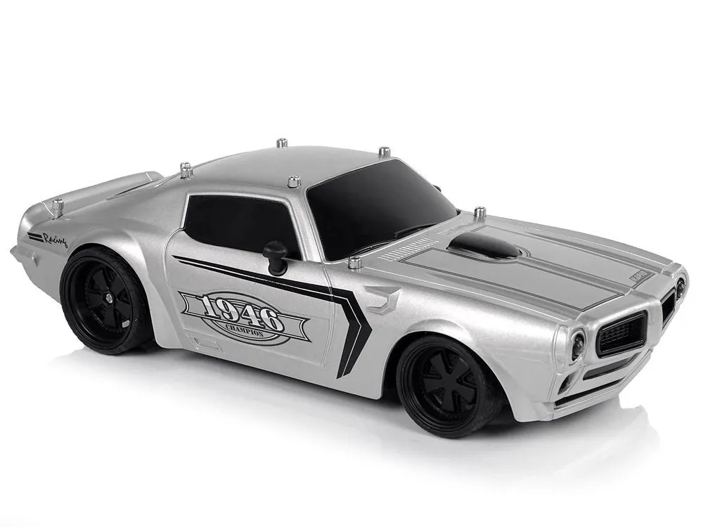 sportski auto champion 1:18 srebrni - slika 4