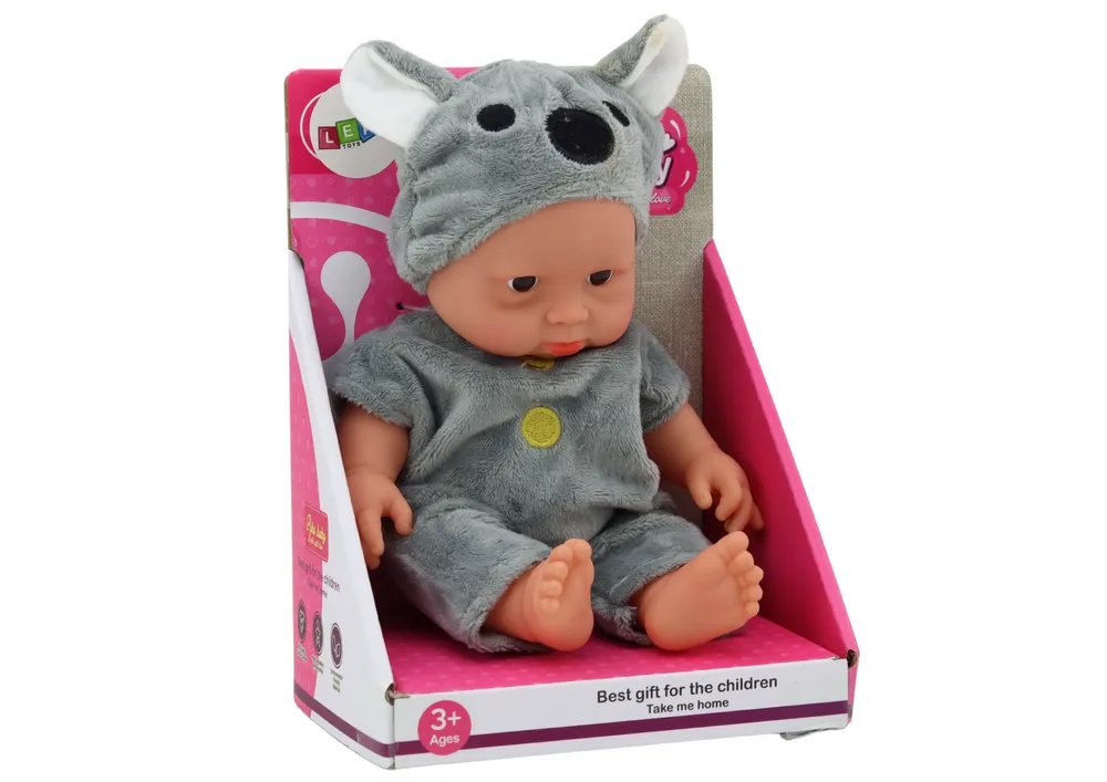 lutka beba u sivoj odjeći i koala kapom - slika 5