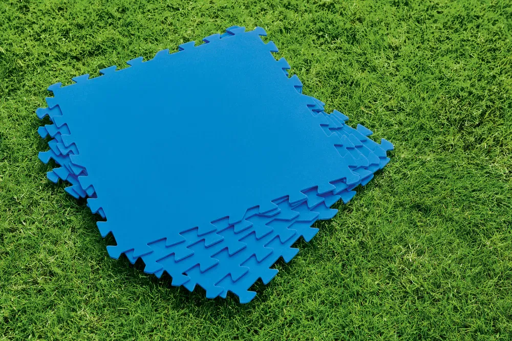 bestway 58220 pjenasta prostirka ispod bazena 50x50cm plava - slika 6