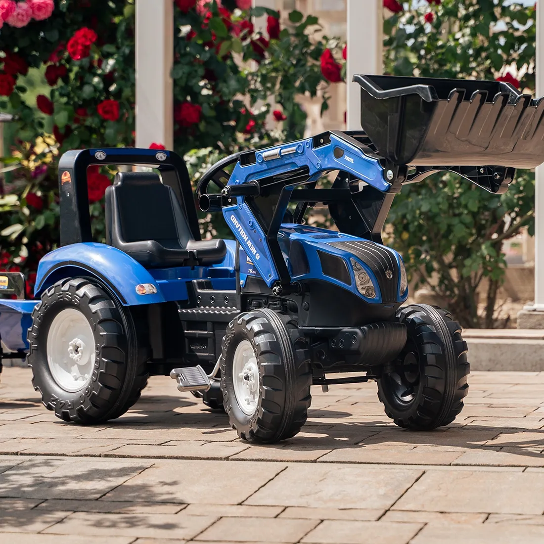 falk traktor na pedale s prikolicom new holland - plavi 3+ - slika 4