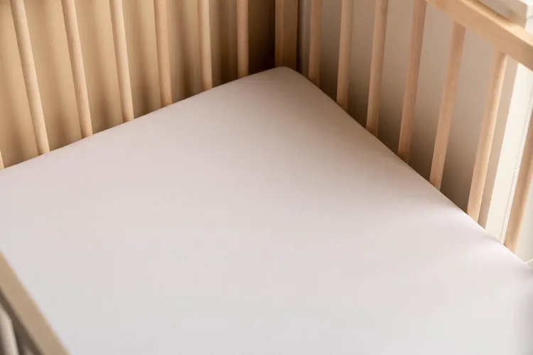 vodootporna plahta za dječji krevetić 120x60cm bijela - slika 5
