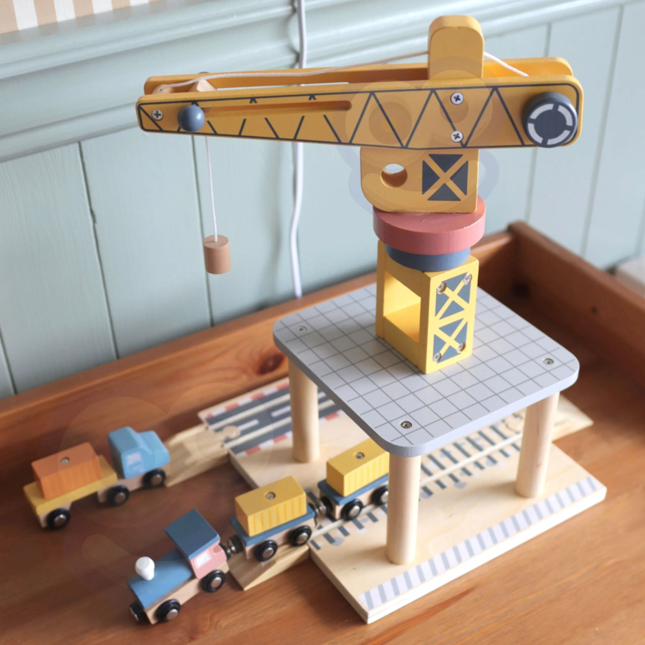 tooky toy set drvene dizalice za morsku luku - slika 5