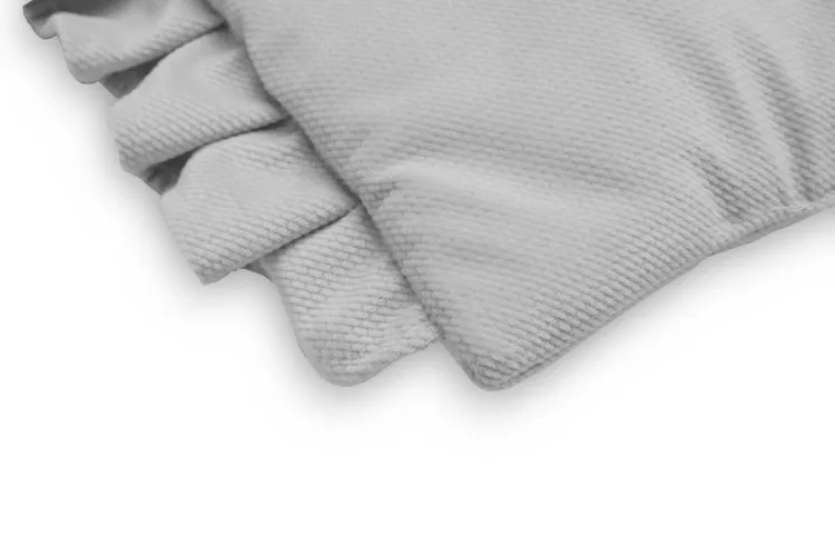 jastuk s volanima od baršuna 35x25cm sivi - slika 4