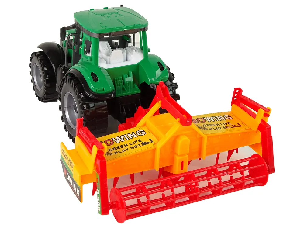 zeleni traktor s narančastim kultivatorom - slika 5