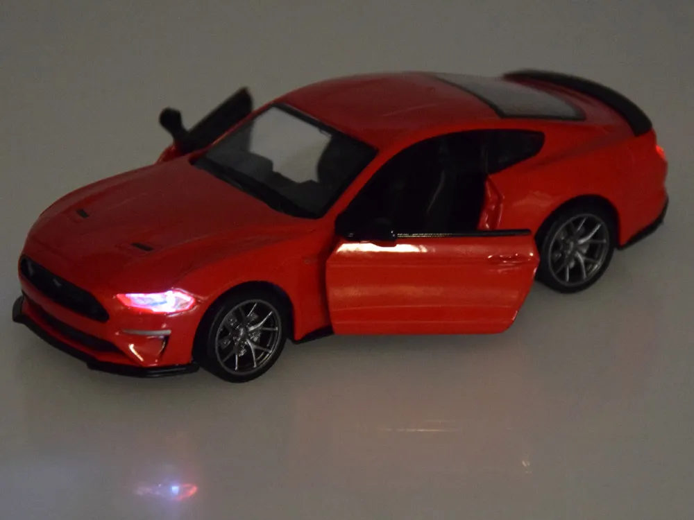 metalni model automobila ford mustang gt 1:34 crveni - slika 7