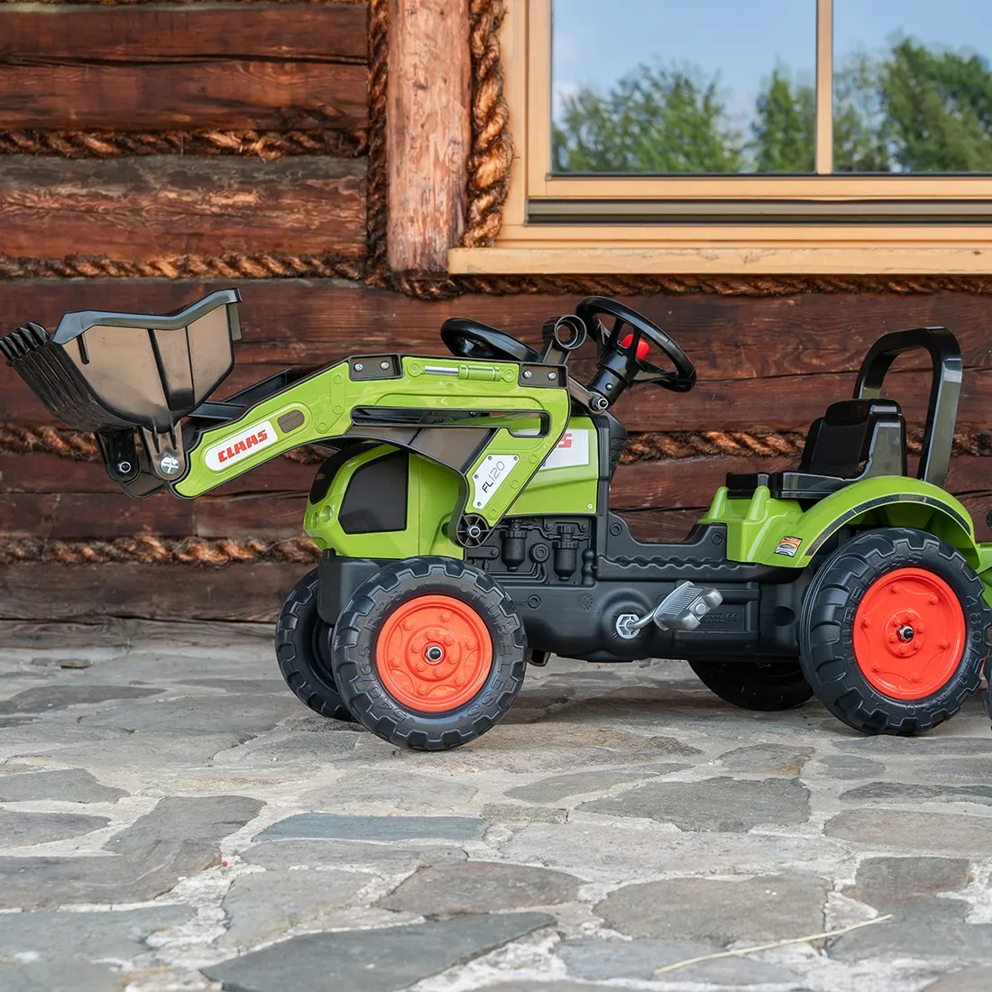 falk claas zeleni traktor sa pedalama i prikolicom +truba 2 godine. - slika 4