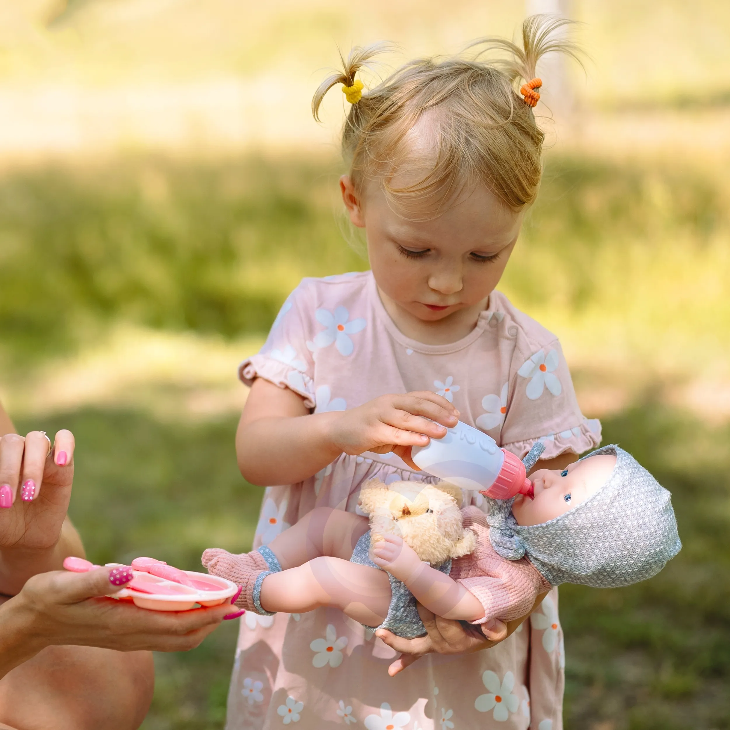 woopie royal lutka beba 36 cm s medvjedićem i priborom za hranjenje - slika 5