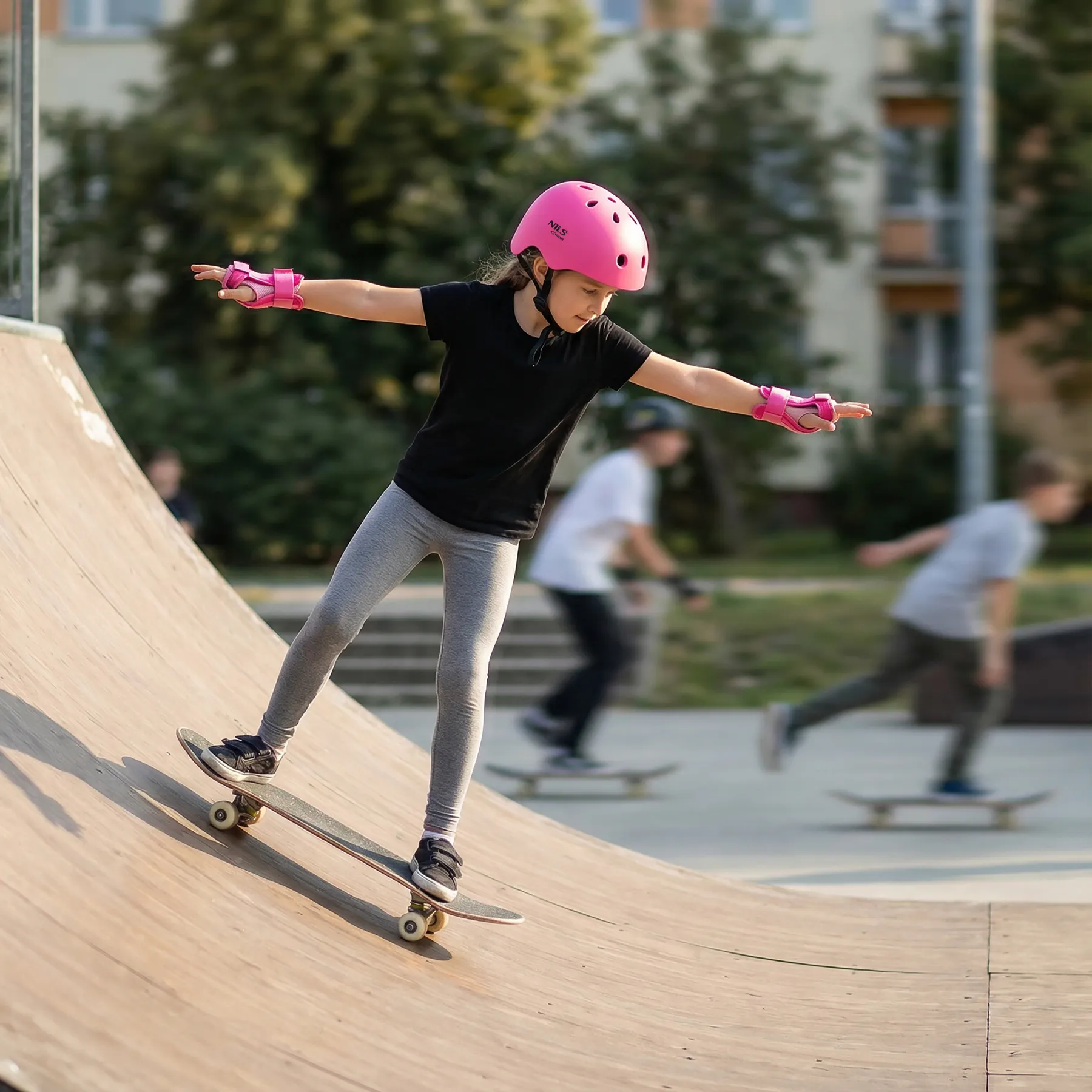 nils extreme kaciga roza veličina xs 48–52 cm - slika 4