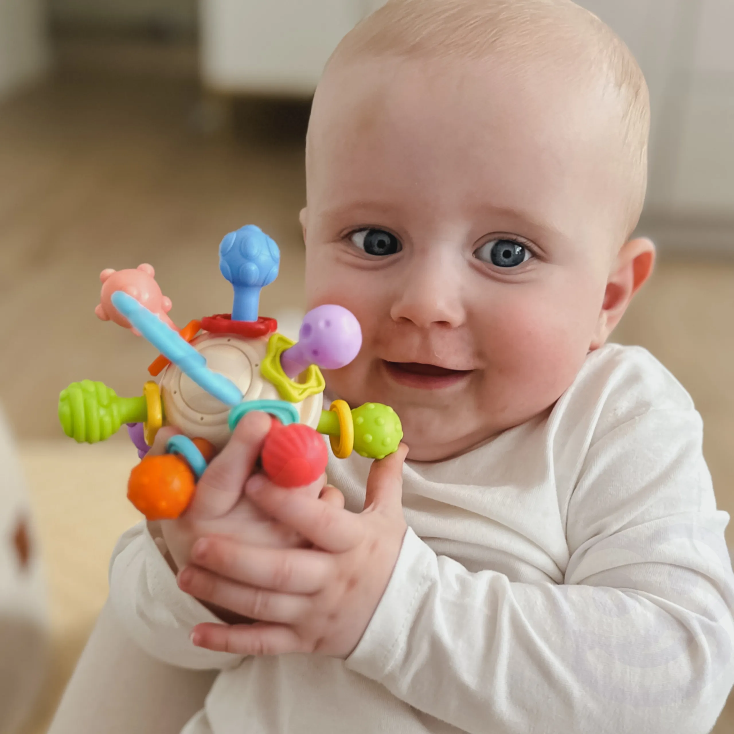 woopie baby mekana zvečarka 2u1, grizalo i senzorička igračka za dojenčad 0m+ - slika 7