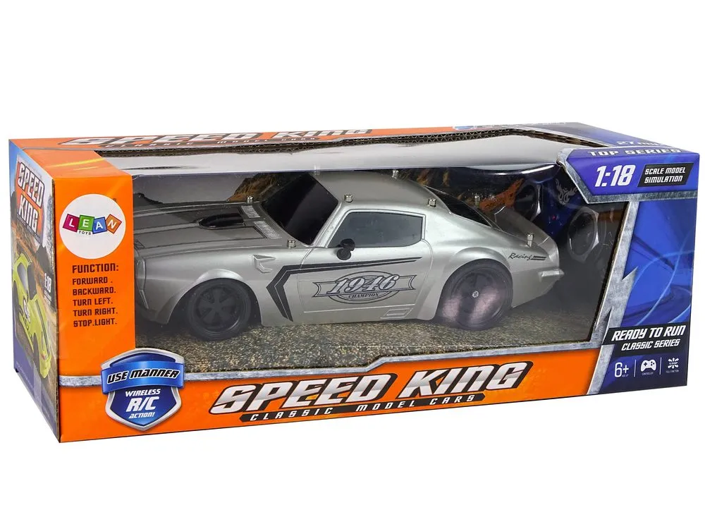 sportski auto champion 1:18 srebrni - slika 7