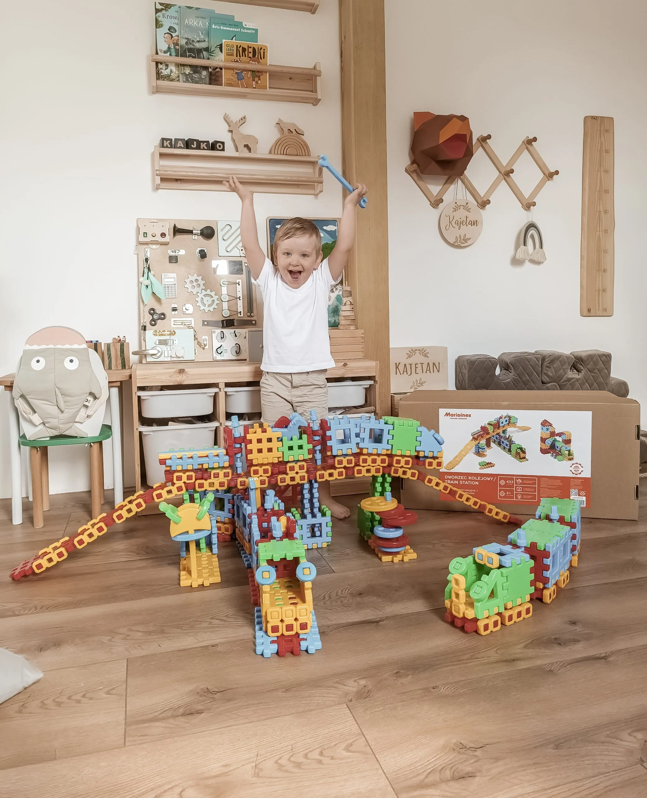 marioinex set waffle kockica kolodvor 433kom. - slika 6