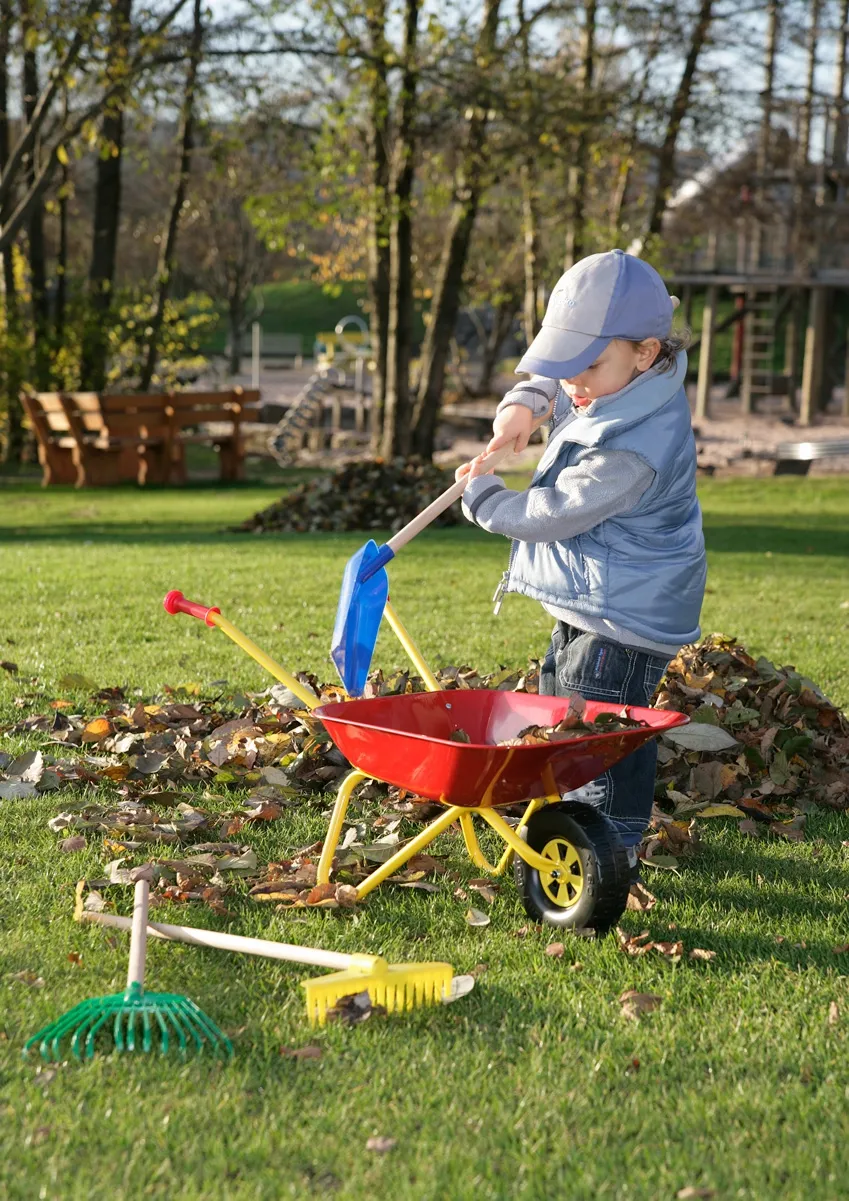 rolly toys crvena metalna kolica za djecu - slika 5