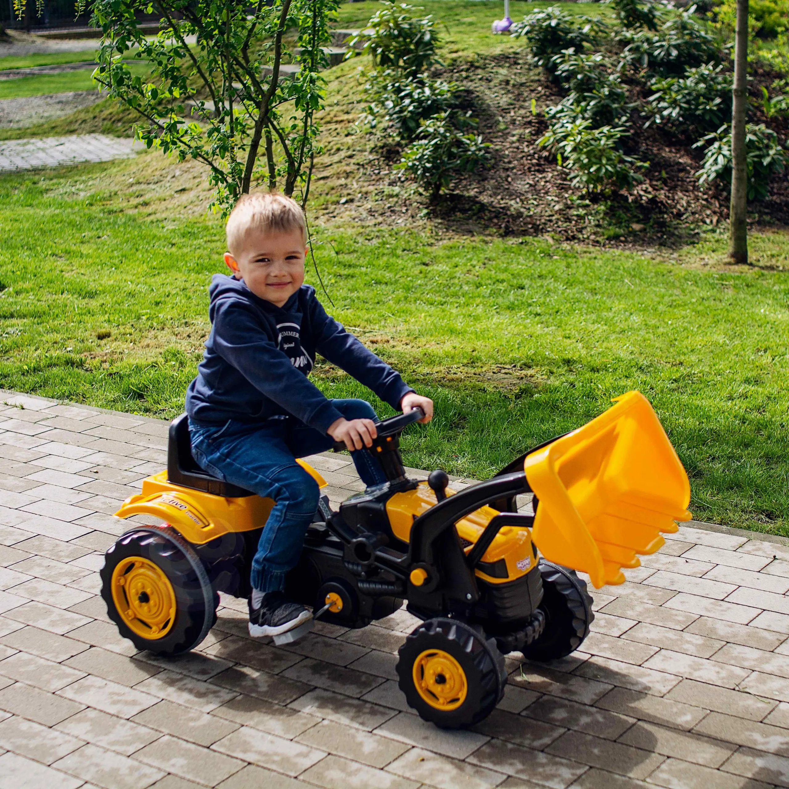 woopie žuti traktor na pedale - slika 7