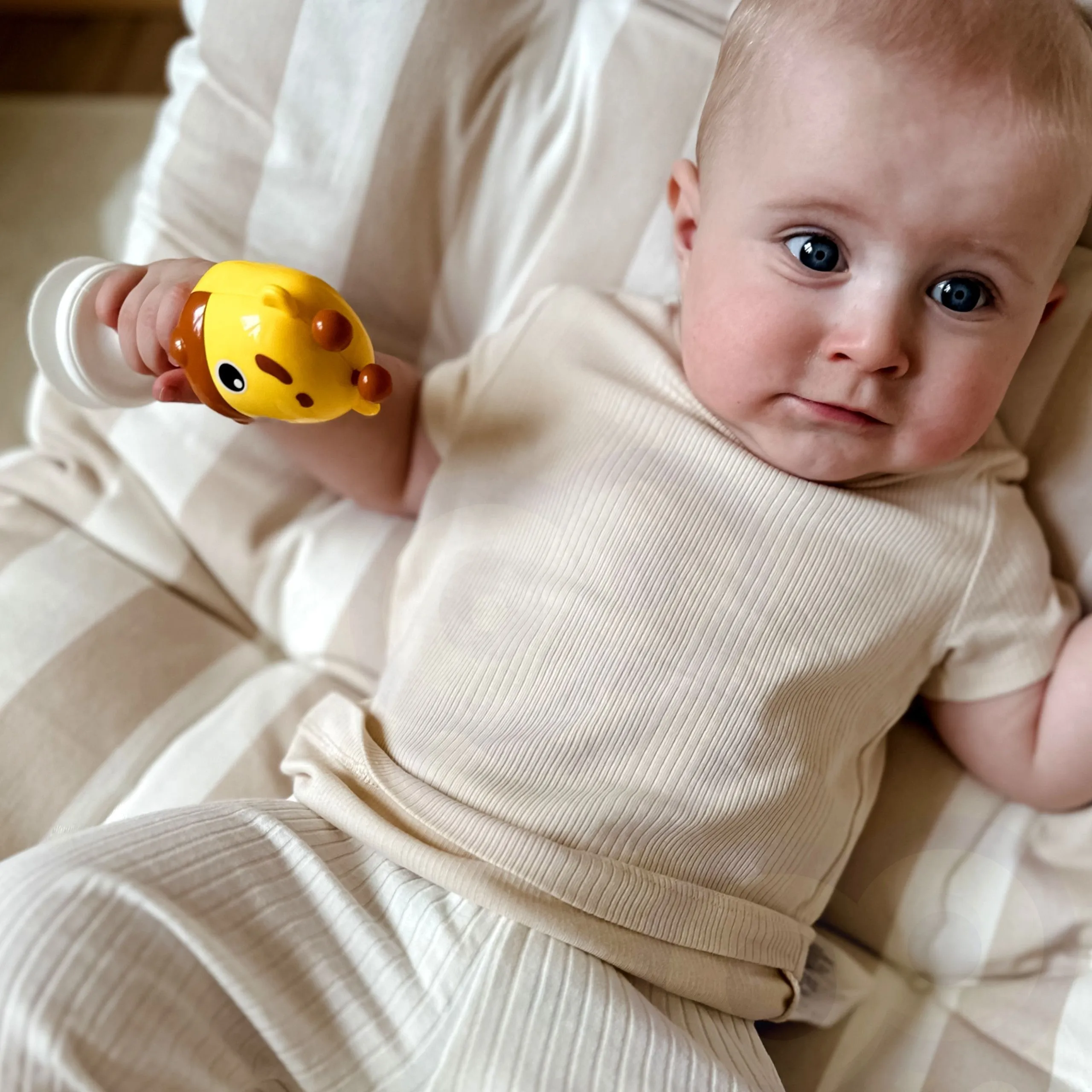 woopie zvečka za bebe - žuta žirafa 0m+ - slika 3