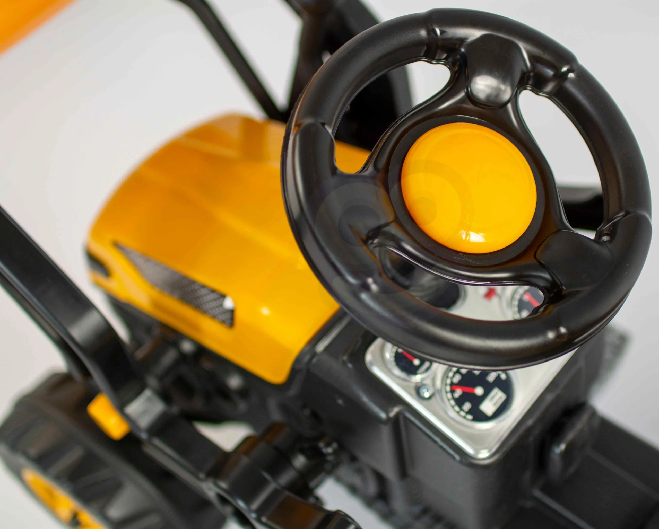 woopie žuti traktor na pedale - slika 11