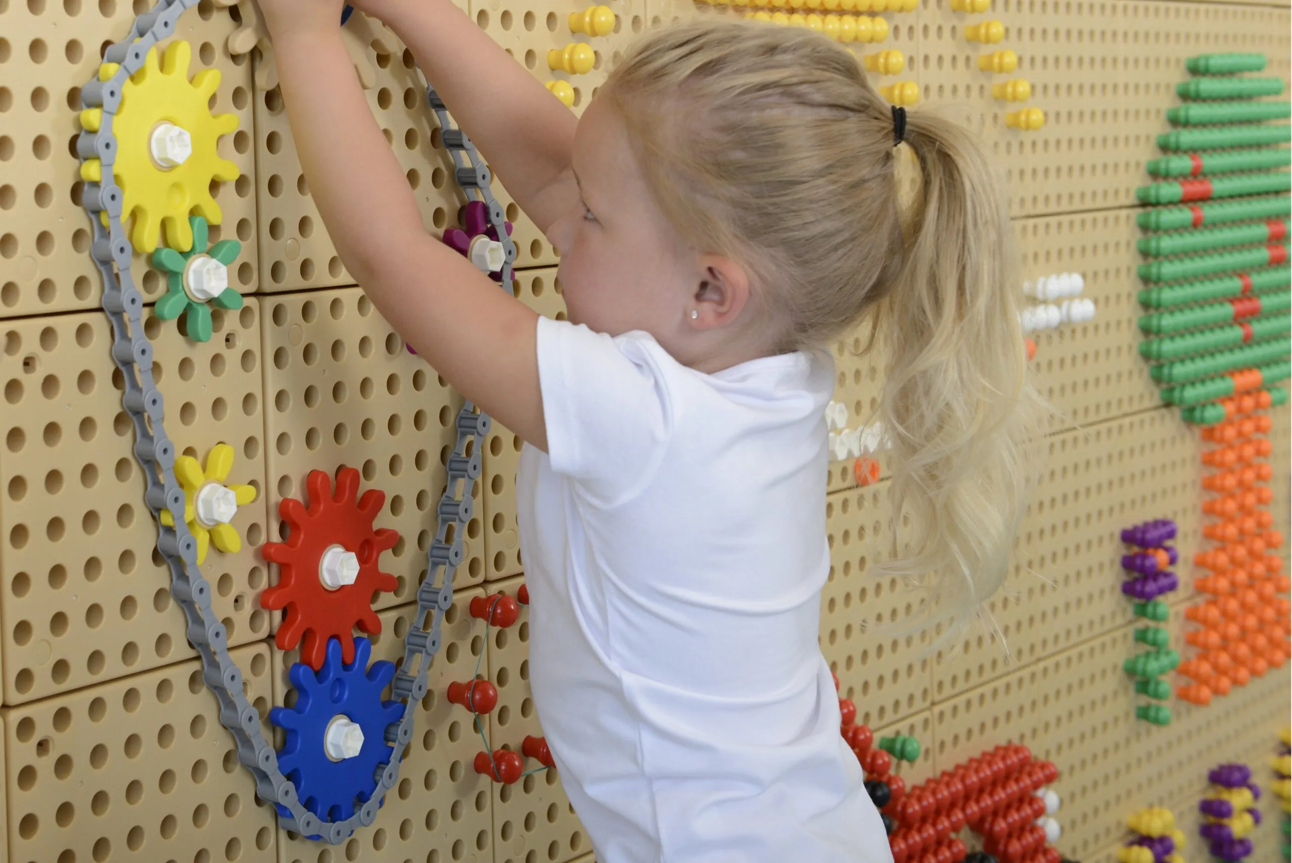 masterkidz set šarenih zupčanika - izgradi svoj mehanizam - slika 5