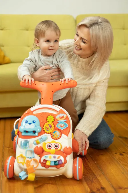 toyz 2 u 1 guralica i stol za igru,pink - slika 5