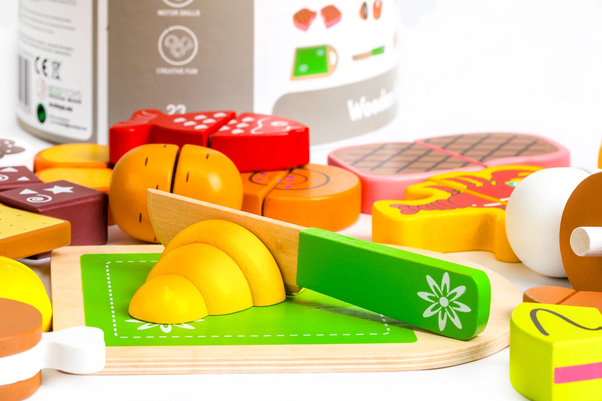 ecotoys drvena hrana za rezanje 23 komada - slika 3