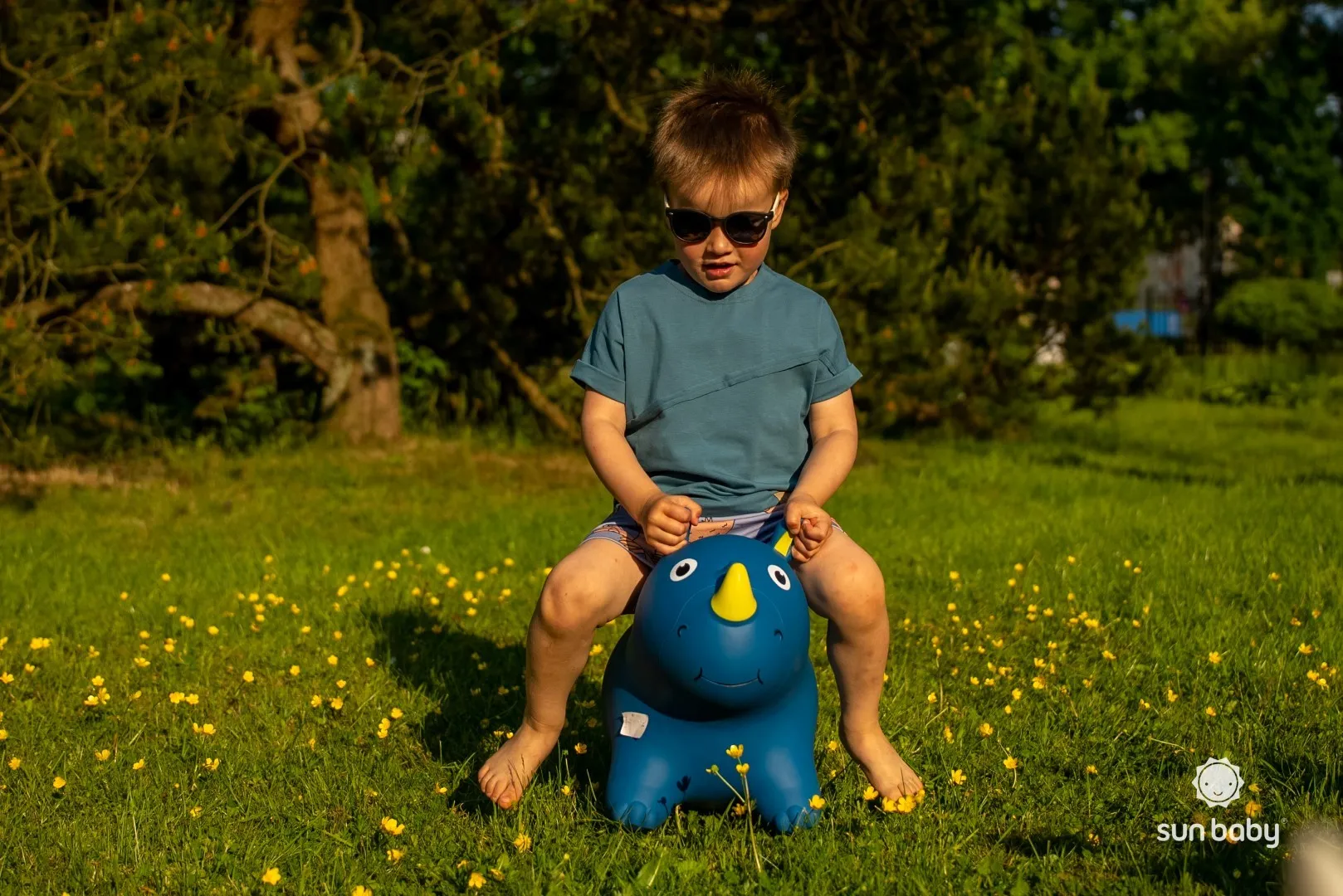 nosorog za skakanje 55cm sivi s maramom - slika 9