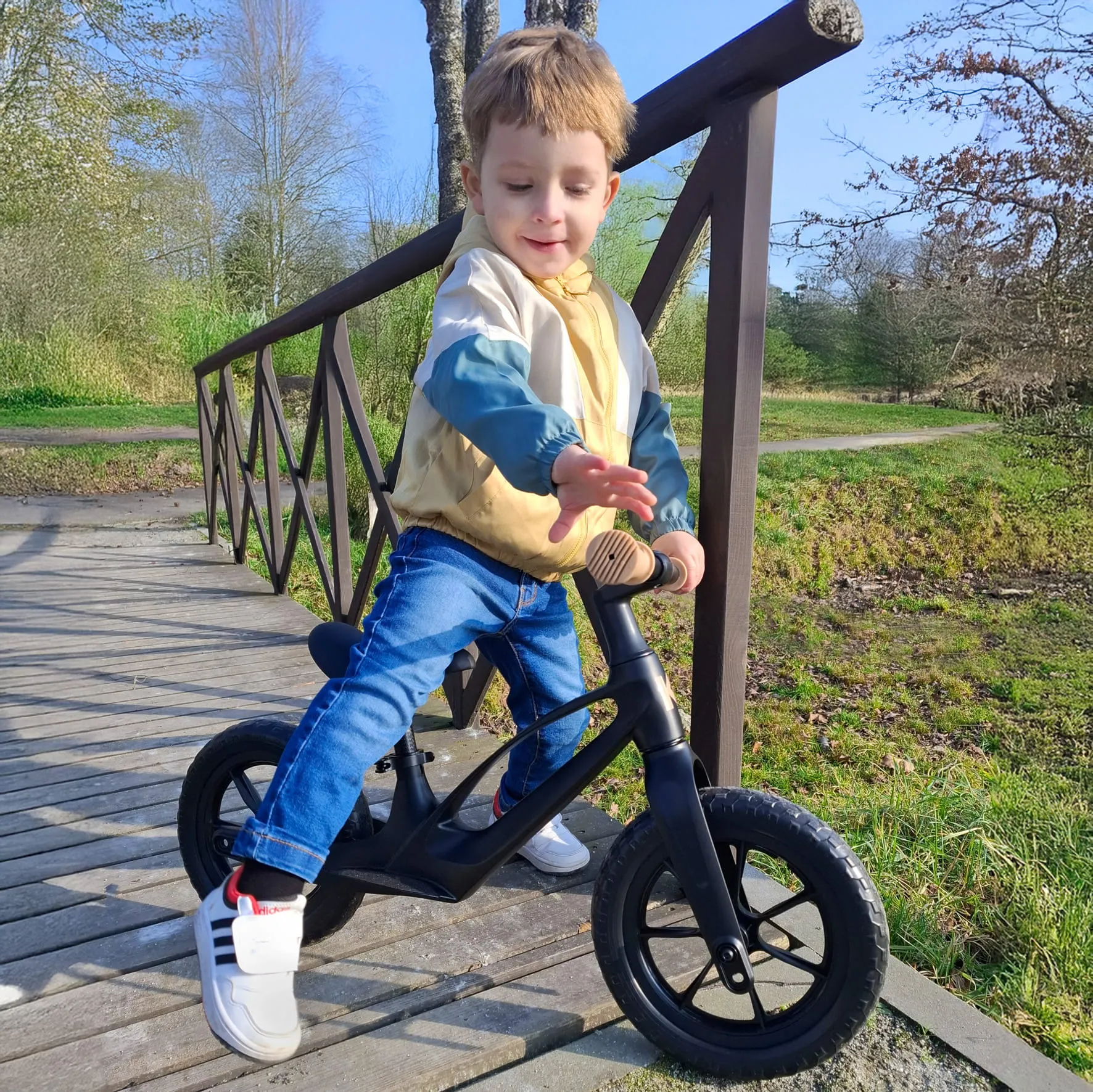 kidwell vito dječji bicikl bez pedala, crni - slika 11