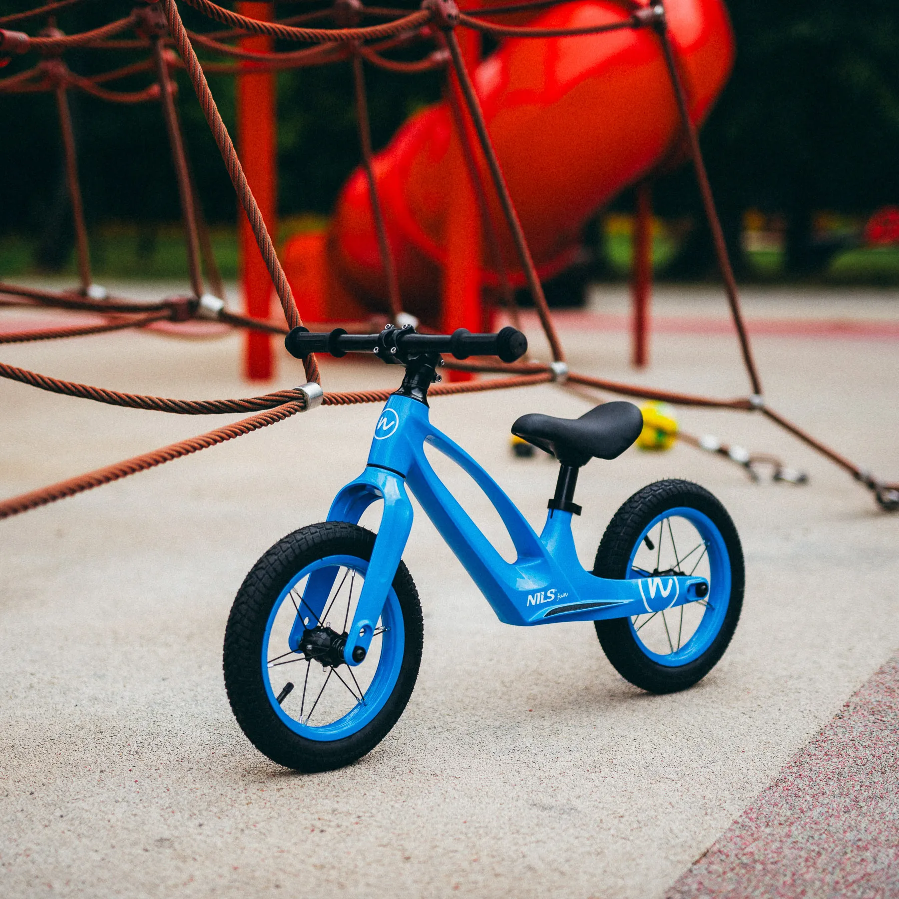 bicikl za balansiranje 12" plavi nils fun led kotači - slika 8