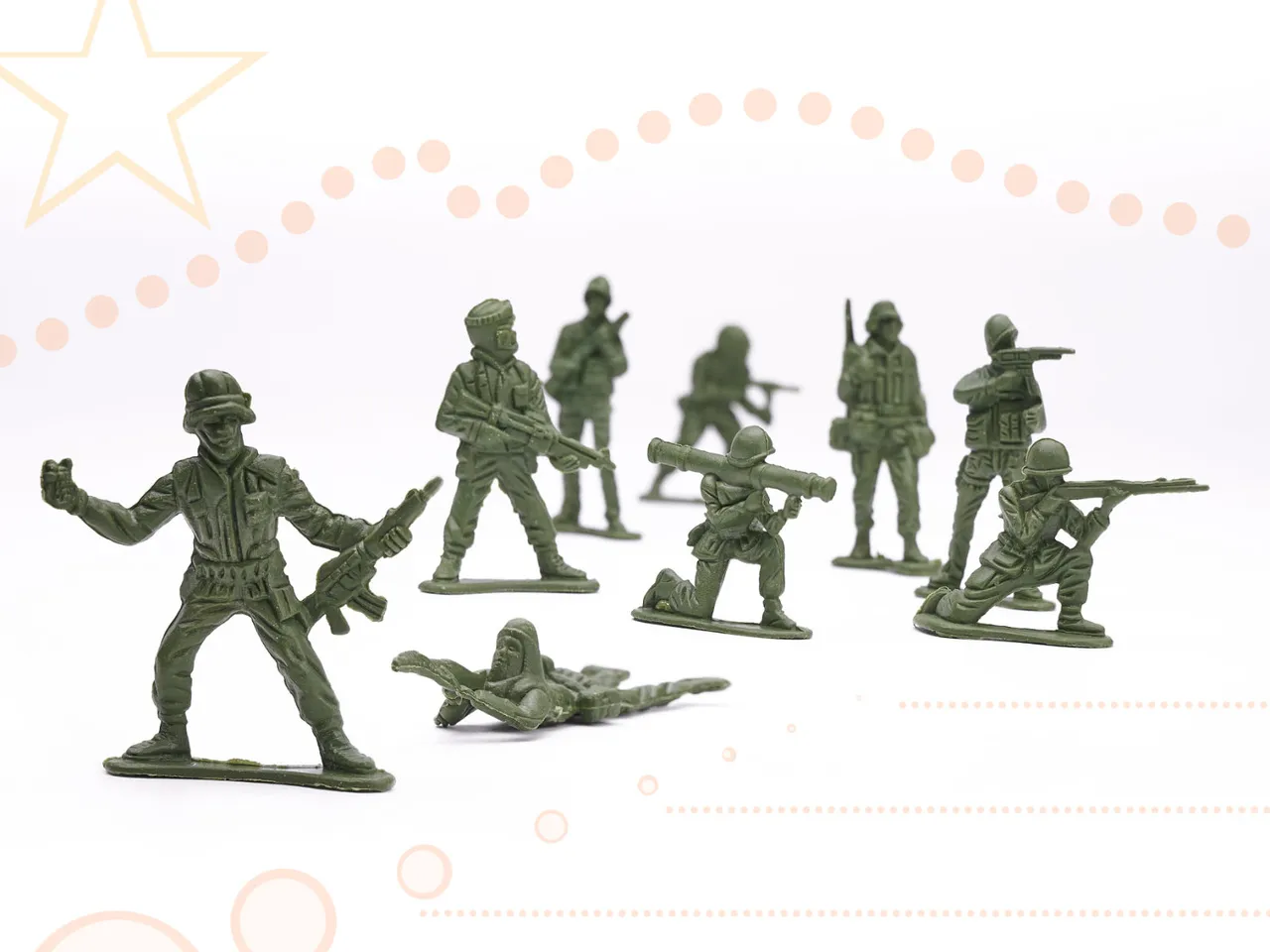set figurica za vojnu bazu 114 elemenata - slika 6