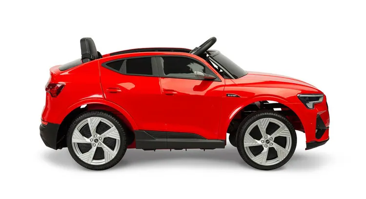 audi e-tron sportback, auto na akumulator, crveni - slika 3