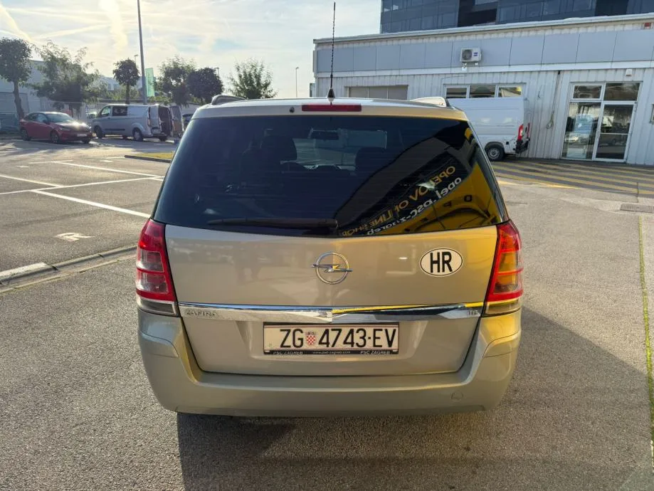 opel zafira enjoy 1,6 16v 77kw 7 sjedala - slika 3