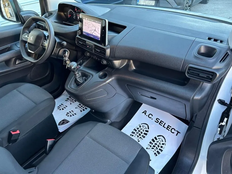 peugeot partner 1.2 - n1 - 2021 - 120000km - kamera - navi - tempomat! - slika 13