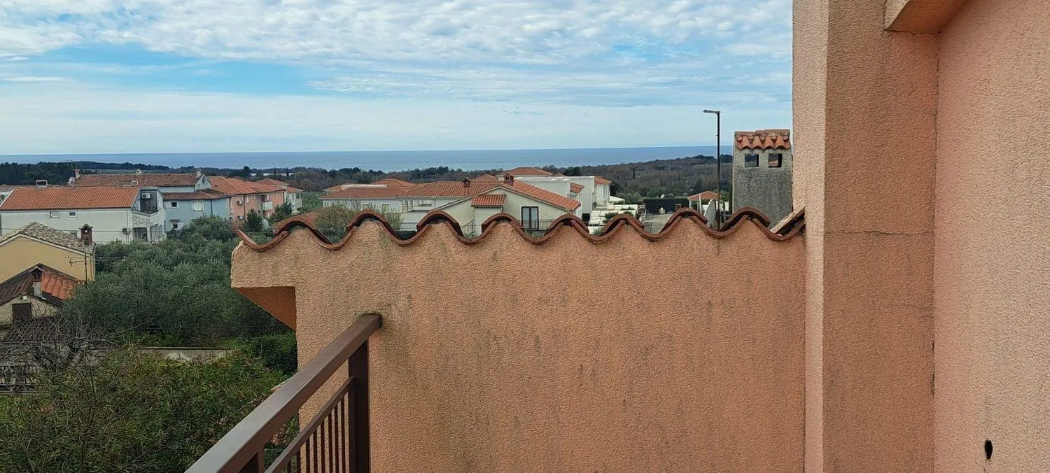 vabriga-dvojna kuća sa četiri apartmana na prodaji (prodaja) - slika 4