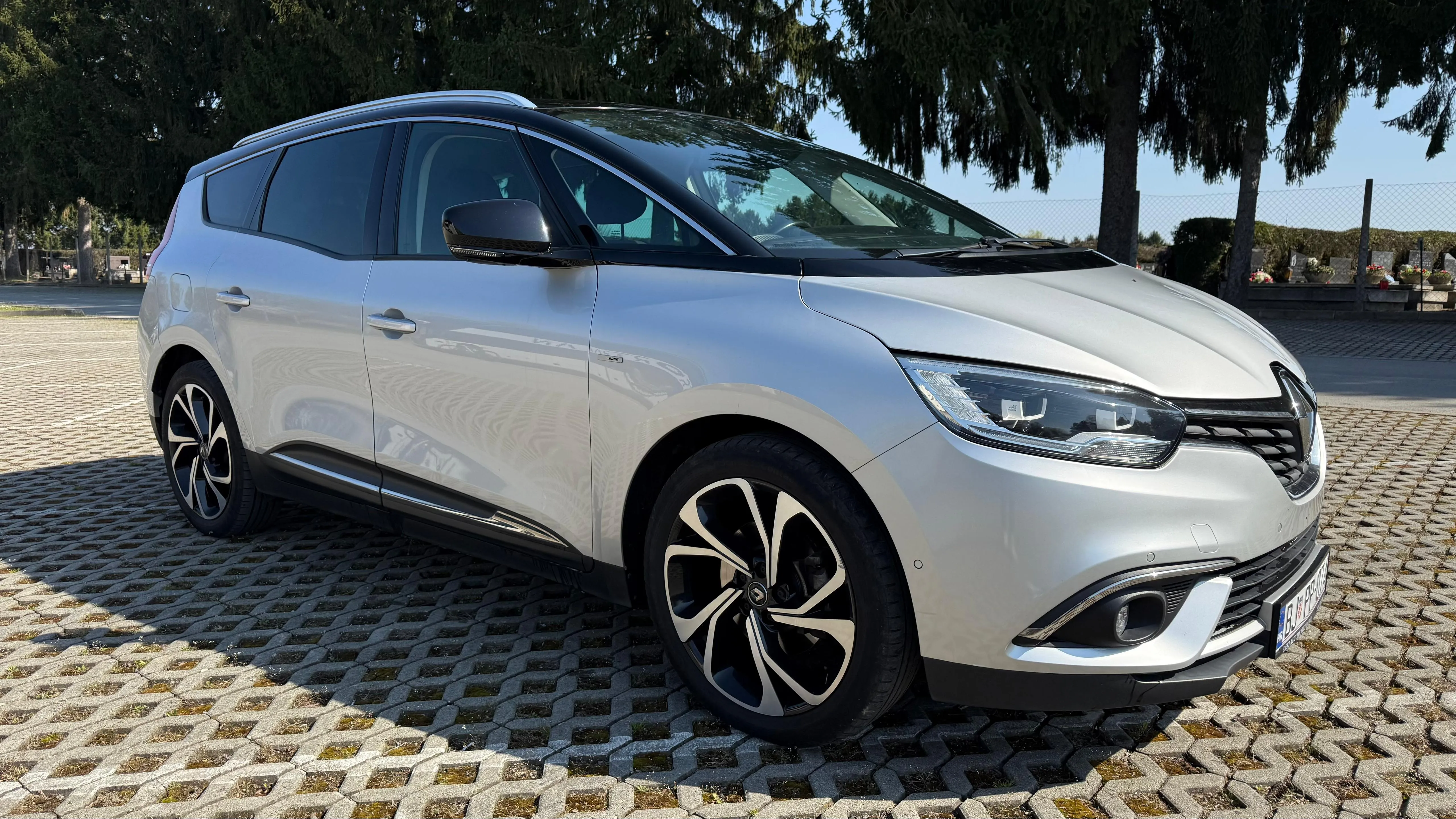 Renault Grand Scenic dci 120, BOSE, 7 SJEDALA, PANORAMA, EKSTRA STANJE - Zagreb