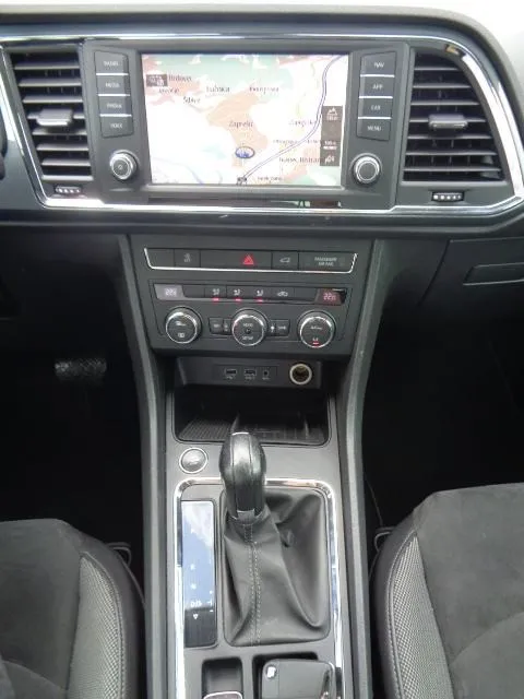 seat ateca 1,6 tdi dsg style; automatik; virtual; r.kamera; navi; led - slika 17