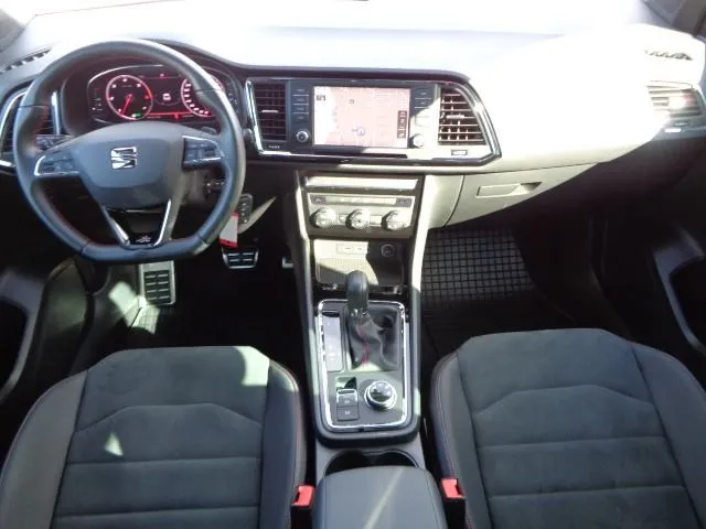 seat ateca 2,0 tdi dsg fr; hr auto; r. kamera; navigacija; alu 18".. - slika 14