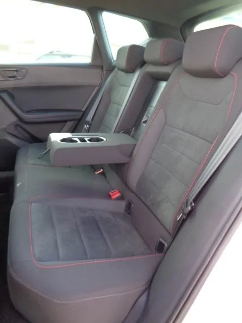 seat ateca 2,0 tdi dsg fr; hr auto; r. kamera; navigacija; alu 18".. - slika 12