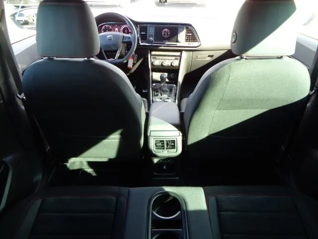 seat ateca 2,0 tdi dsg fr; hr auto; r. kamera; navigacija; alu 18".. - slika 13