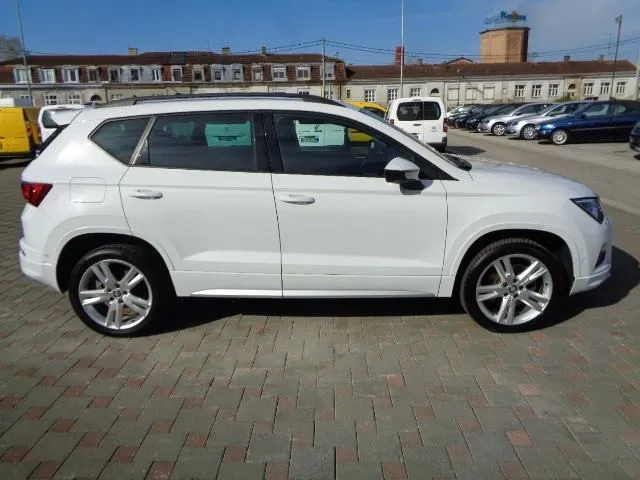 seat ateca 2,0 tdi dsg fr; hr auto; r. kamera; navigacija; alu 18".. - slika 4