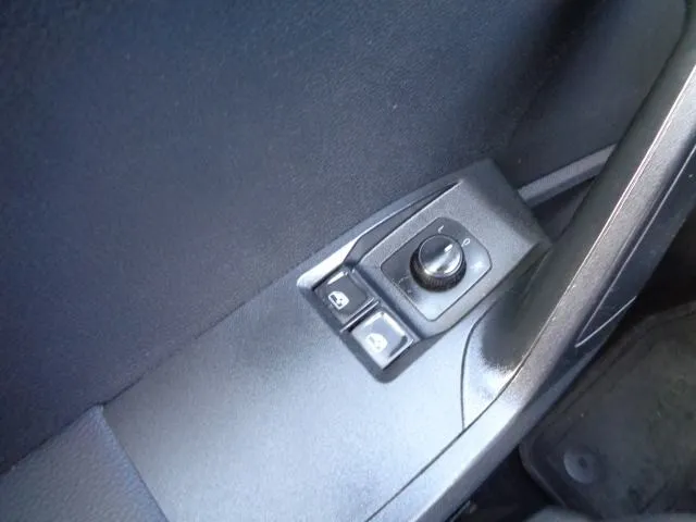 seat ibiza 1,0 tsi; 95 ks; hr auto; klima; multimedija; bluetooth.. - slika 21