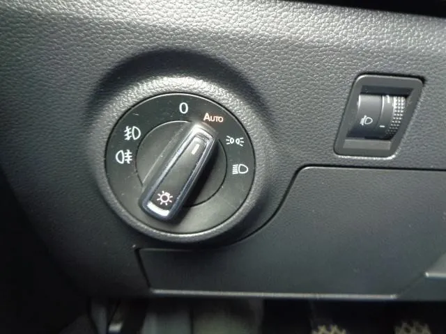 seat ibiza 1,0 tsi; 95 ks; hr auto; klima; multimedija; bluetooth.. - slika 20