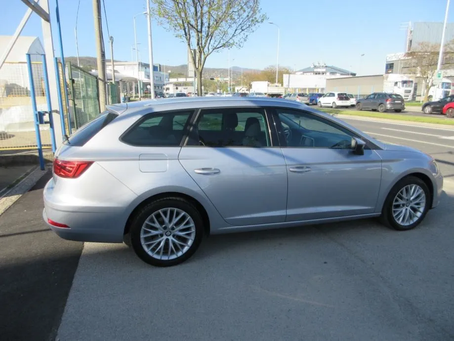 seat leon 1,6 tdi st,style comfort,hr.auto,samo 80.000tkm,toop stanje, - slika 4