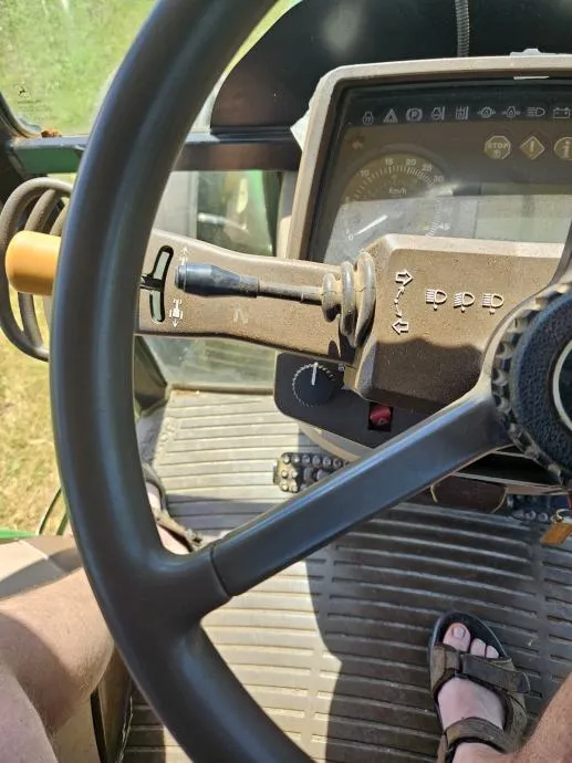 john deere 5820 - slika 3