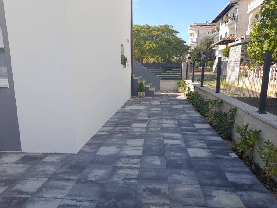 sveti petar na moru,renovirana kuća,3 apartmana(195m2)50 metara more - slika 15